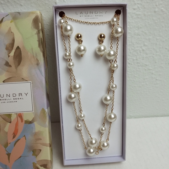N.W.T LAUNDRY By Shelly Segal Set Of Necklace/ Earrings Gold Tone Faux P… - Picture 3 of 4